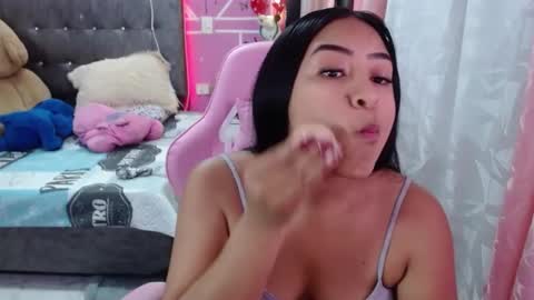 sofia Dreams online show from January 2025 11:06:01 PM