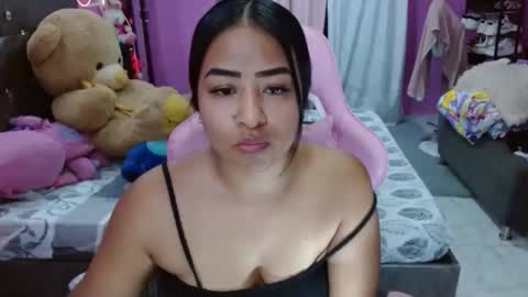 Snapshot of sofiiadreams chatting on May 2026 12:41:01 AM sofia Dreams online show from May 2026 12:41:01 AM