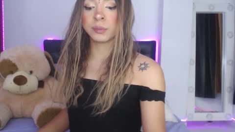   online show from February 2025 09:58:02 PM