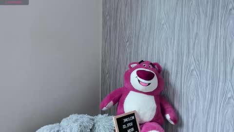 SOFIA online show from February 2026 07:43:01 PM