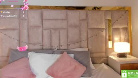 Sofia online show from January 2025 11:17:01 PM