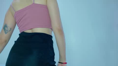 Snapshot of sofitheen__ chatting on December 2025 12:10:01 PM SOFITEEN online show from December 2025 12:10:01 PM