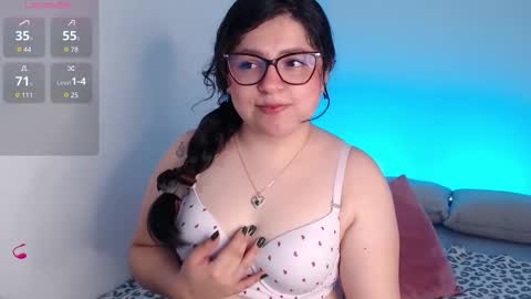 Snapshot of sofix_ chatting on November 2025 05:24:02 PM Lau online show from November 2025 05:24:02 PM