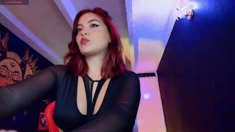 Snapshot of sofnicol_ chatting on May 2026 10:49:02 PM Nicol online show from May 2026 10:49:02 PM