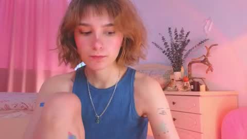 Snapshot of soft_animal chatting on June 2026 11:37:01 AM E online show from June 2026 11:37:01 AM