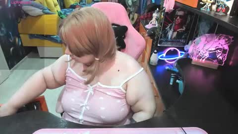 Sofie online show from October 2025 02:15:01 AM