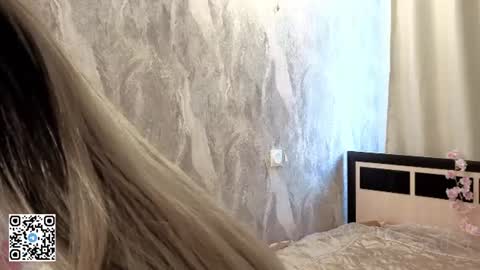 softiekitty online show from June 2026 04:17:02 PM