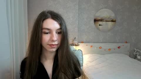 Kelly online show from November 2025 03:49:01 PM