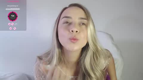 Snapshot of sol_rous chatting on June 2026 02:44:02 PM online show from June 2026 02:44:02 PM