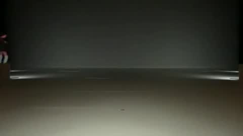 0La online show from November 2025 07:03:01 PM