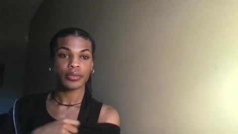 SolaceEve online show from November 2025 08:21:01 PM