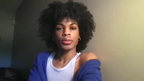 SolaceEve online show from November 2025 06:51:01 PM