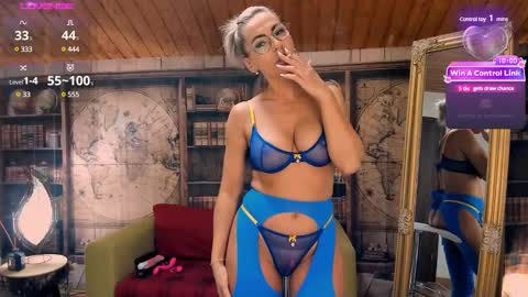 Criss online show from February 2025 10:09:01 PM