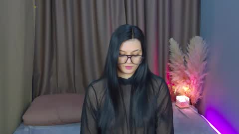 Sonya online show from April 2026 01:00:02 AM