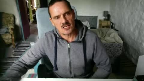 Snapshot of soldierboyparis chatting on December 2024 12:06:01 PM Alex Dixon online show from December 2024 12:06:01 PM