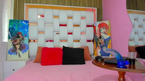 Snapshot of solevanss chatting on January 2025 07:55:01 PM Sol Evans online show from January 2025 07:55:01 PM