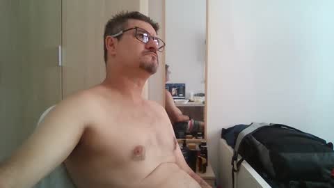 Snapshot of solitariodf2022 chatting on September 2025 09:42:02 AM solitariodf2022 online show from September 2025 09:42:02 AM