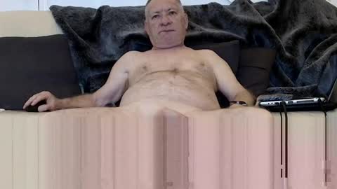 Snapshot of soloman7 chatting on October 2025 05:11:02 AM jeff online show from October 2025 05:11:02 AM