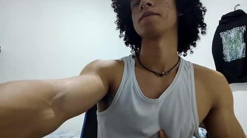 Hi Im Weller Check my Bio  online show from February 2026 04:55:02 AM