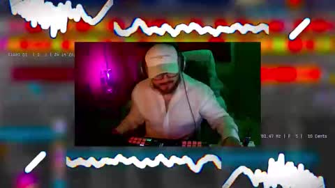 Snapshot of somebodyneutral chatting on February 2026 11:12:01 PM orel online show from February 2026 11:12:01 PM