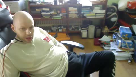 Tom online show from February 2025 02:46:02 PM