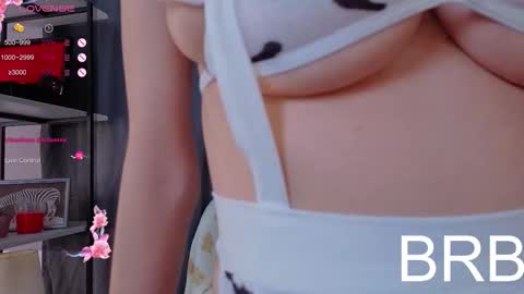 Snapshot of sonia_jones chatting on November 2025 07:24:01 PM Sofia online show from November 2025 07:24:01 PM