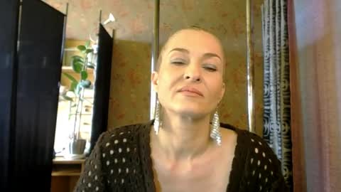 Sonia online show from April 2026 02:17:02 PM