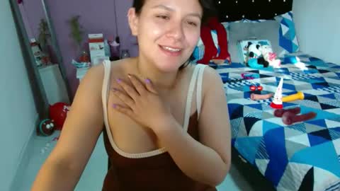 sonialatin69 online show from March 2025 12:12:02 PM