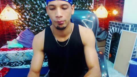 Snapshot of sonicj25_ chatting on January 2025 03:04:02 AM SONIC online show from January 2025 03:04:02 AM