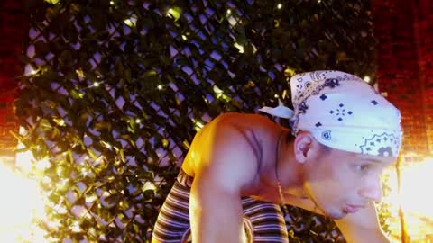 Snapshot of sonicj25_ chatting on January 2025 10:29:02 AM SONIC online show from January 2025 10:29:02 AM