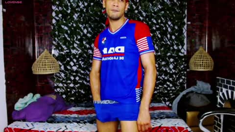 Snapshot of sonicj25_ chatting on January 2025 04:36:01 AM SONIC online show from January 2025 04:36:01 AM