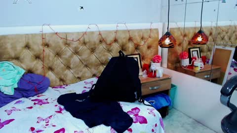 Snapshot of sonicj25_ chatting on February 2025 05:09:02 AM SONIC online show from February 2025 05:09:02 AM