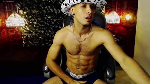 Snapshot of sonicj25_ chatting on February 2025 10:09:02 PM SONIC online show from February 2025 10:09:02 PM