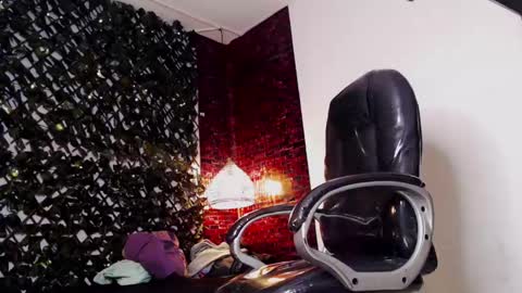 Snapshot of sonicj25_ chatting on February 2025 01:13:02 AM SONIC online show from February 2025 01:13:02 AM