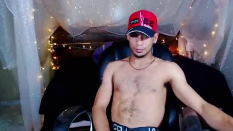 Snapshot of sonicj25_ chatting on February 2025 05:04:02 AM SONIC online show from February 2025 05:04:02 AM