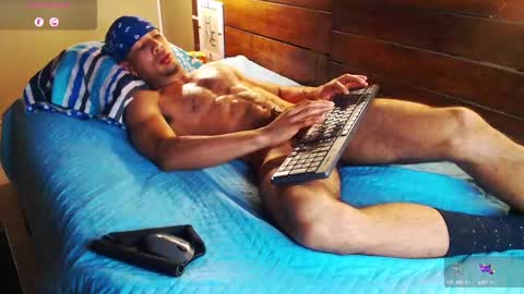 Snapshot of sonicj25_ chatting on October 2025 11:38:02 PM SONIC online show from October 2025 11:38:02 PM