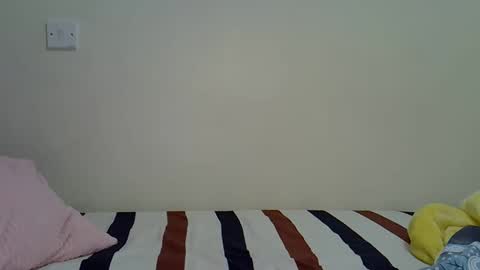 Snapshot of sonnia02 chatting on October 2025 04:02:01 AM sonnia02 online show from October 2025 04:02:01 AM