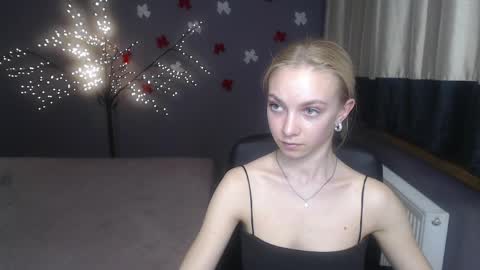 Sonya online show from April 2026 07:07:01 PM