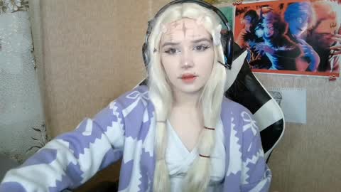 Mila online show from April 2026 04:18:01 PM