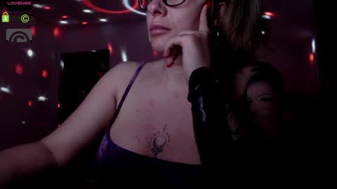 Snapshot of sonyadevon chatting on January 2025 07:59:02 PM Sonia online show from January 2025 07:59:02 PM