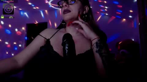 Snapshot of sonyadevon chatting on February 2025 08:24:01 PM Sonia online show from February 2025 08:24:01 PM