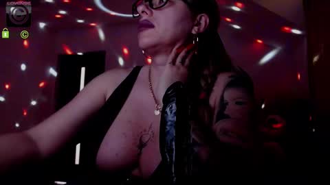 Snapshot of sonyadevon chatting on February 2025 10:49:02 AM Sonia online show from February 2025 10:49:02 AM