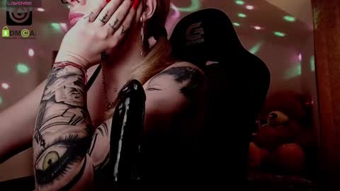 Snapshot of sonyadevon chatting on February 2025 11:20:01 AM Sonia online show from February 2025 11:20:01 AM