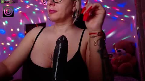 Snapshot of sonyadevon chatting on March 2025 04:24:01 AM Sonia online show from March 2025 04:24:01 AM