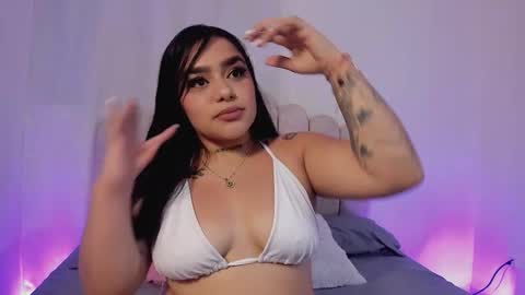 Snapshot of soofii_james chatting on November 2025 11:26:01 PM sofi online show from November 2025 11:26:01 PM