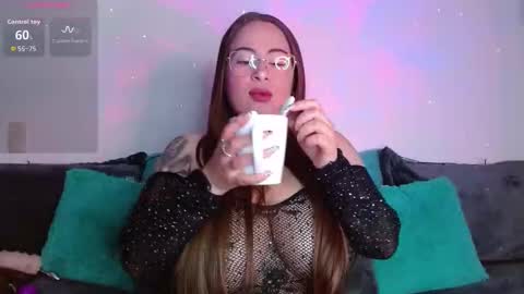 Snapshot of soofy__ chatting on November 2025 03:18:02 AM soofy online show from November 2025 03:18:02 AM