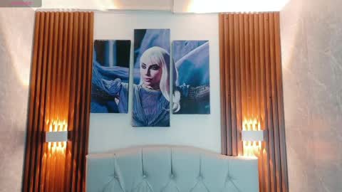 Snapshot of sophi_thaylorr chatting on September 2025 01:01:01 PM Sophi Thaylorr online show from September 2025 01:01:01 PM