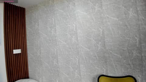 Snapshot of sophi_thaylorr chatting on December 2025 12:42:02 PM Sophi Thaylorr online show from December 2025 12:42:02 PM