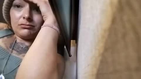 sophia1lux online show from December 2025 01:03:02 AM