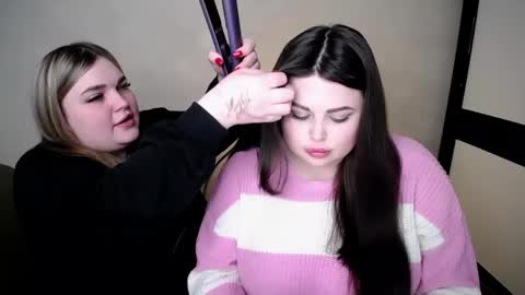 sophia__olsen online show from May 2026 07:58:01 AM